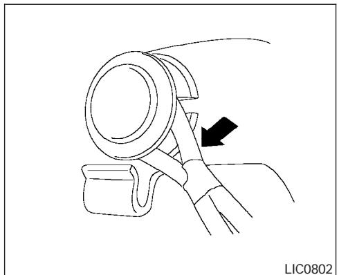 NISSAN ALTIMA - GLACES - 1