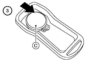 NISSAN FRONTIER - REEMPLACEMENT DE LA PILE DE LA TÉLECOMMANDE - 2