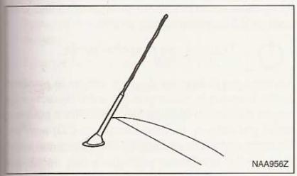 NISSAN QASHQAI - Autoradio lw-mw-fm avec lecteur CD ou chargeur 6 CD (selon modèles) - 1