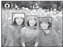 FUJIFILM FINEPIX AV200 - Detection des visages - 2