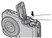 FUJIFILM FINEPIX AV200 - Retrait de la carte mémoire - 1