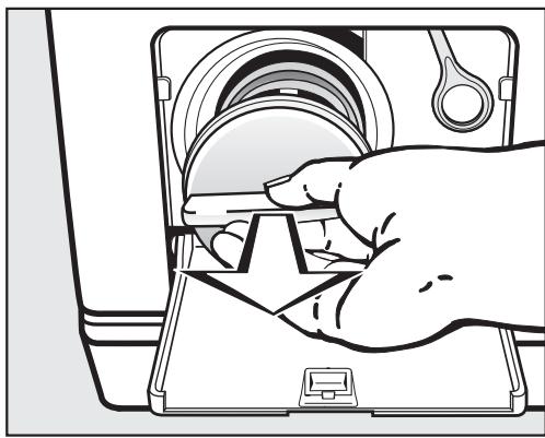 MIELE WDA 101 - Evacuer l'eau - 2