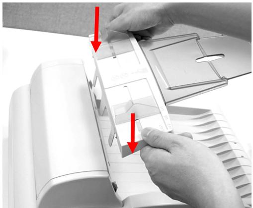 RICOH AFICIO MP C2051 - Installation du tiroir d'alimentation papier - 2