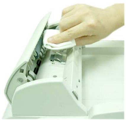 RICOH AFICIO MP C2051 - Pour nettoyer la vitre, - 3