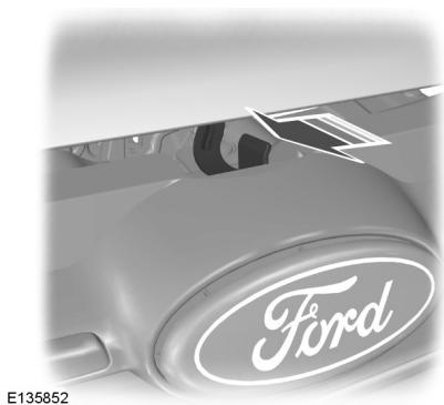 FORD C-MAX - Ouverture du capot moteur - 2