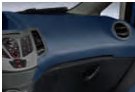 FORD FIESTA - En plus de la finition ambiente - 2