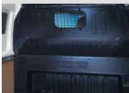 FORD TRANSIT - Parmi les équipements de protection: - 5
