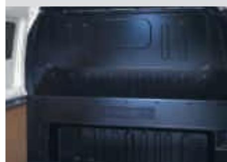 FORD TRANSIT - Parmi les équipements de protection: - 2