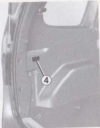 DACIA LODGY - Éclaireurs intérieurs : remplacement des lampes (2/2) - 1