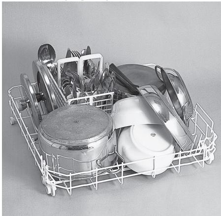 HOOVER HDPN1L390PW - Using the lower basket - 1