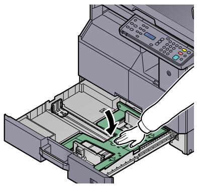 KYOCERA TASKALFA 2200 - Appuyer vers le bas sur la plaque de base du magasin et la fixer. - 1