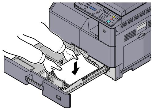 KYOCERA TASKALFA 2200 - Charger du papier. - 1