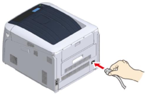 OKI C824N - Connexion du code d'alimentation - 1