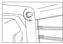 CONTINENTAL EDISON CEF60PBIX - C - remplacement de la lampe du four - 2