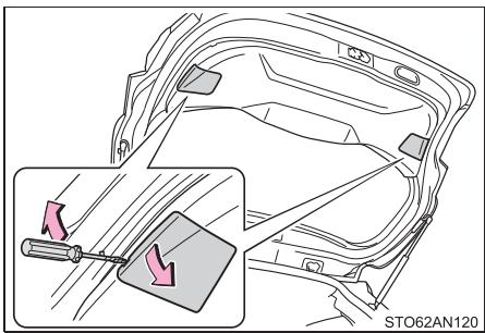TOYOTA YARIS GR - Feu de recul - 1