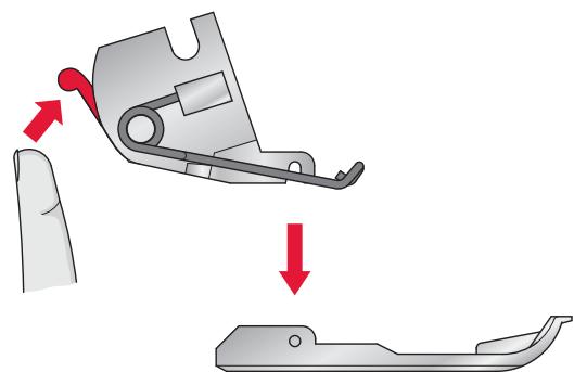 PFAFF HOBBYLOCK 2.5 - Changer le pied-de-biche - 5