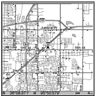 LOWRANCE 5200C - Map Page - 4