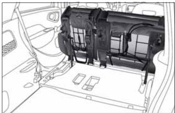 FIAT 500L - Rabattement des dossiers et des sièges (agrandissement total) - 3