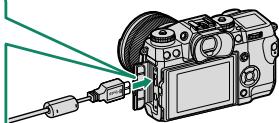 FUJIFILM X-H1 - Charging via Computer - 3