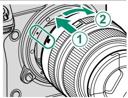 FUJIFILM GFX 100 - Attaching a Lens - 1