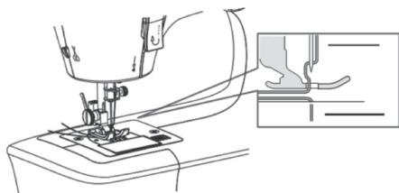 SOLAC SOLC SW8221 COTTON 12.2 A - Utilisation de l'enfile-aiguille. - 6