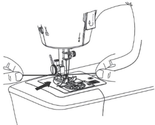 SOLAC SOLC SW8221 COTTON 12.2 A - Utilisation de l'enfile-aiguille. - 5