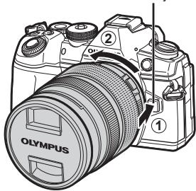 OLYMPUS E-M1 MARK II - ■ Retrait de l'objectif de l'appareil photo - 1
