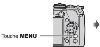 OLYMPUS E-M1 MARK II - Affichez les menus. - 1