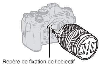 OLYMPUS E-M1 MARK II - Montage d'un objectif sur l'appareil photo - 2