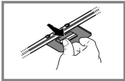 HOTPOINT HHVP6.6FLMK  -  HHVP 6.6F LM K - Entretien des filtres anti-graisses - 1
