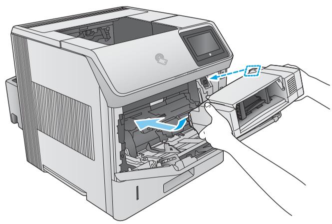 HP M604N - Élimination des bourrages papier dans le bac à enveloppés - 5