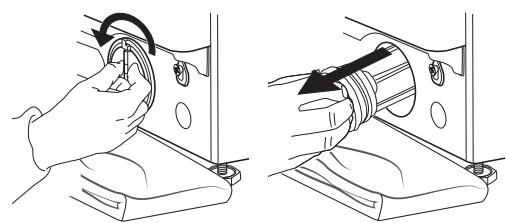 WHIRLPOOL 6 SENSE - Nettoyage du filtre à eau / vidange des eaux usées - 4