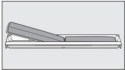 MIELE KF 2981 VI - Inserting the Active AirClean filters - 2