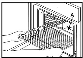 WHIRLPOOL AKZ 7890/IX - PLAATSEN VAN DE ROOSTERS EN ANDERE ACCESSOIRES IN DE OVEN - 1