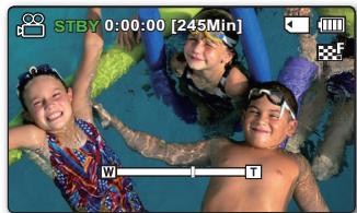SAMSUNG SMX-C10R - Pour effectuer un zoom arrêté - 4