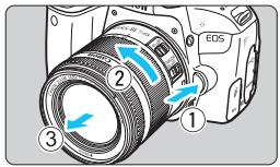 CANON EOS 800D - Detaching the Lens - 1