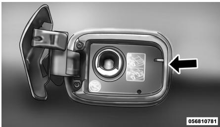 Chrysler 300 (2012) - AJOUT DE CARBURANT - 2