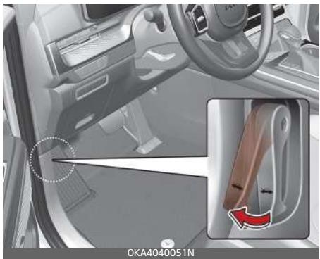 KIA Carnival (2021) - Ouverture du capotouverture du capot - 1