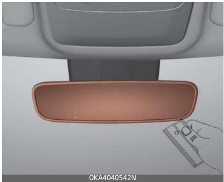 KIA Carnival (2021) - 2) La programmation d'un nouveau commutateur HomeLink® - 2