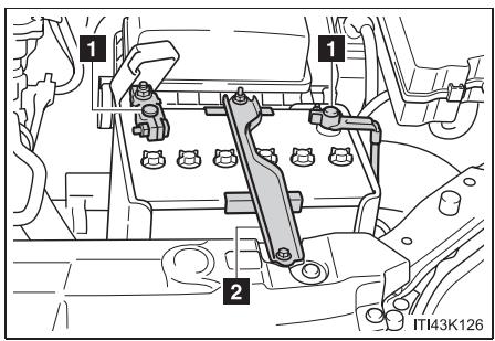Scion tC 2 (2014) - Exteur de la batterie - 1