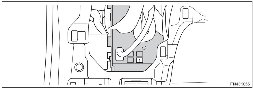 Scion tC 2 (2014) - Disposition et intensité des fusibles - 3