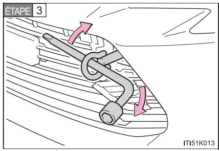 Scion tC 2 (2014) - Installation de l'eellet de remorquage d'urgence - 3