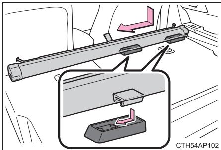 TOYOTA Auris 2 (2015-2018) - Utilisation du filet de séparation - 1