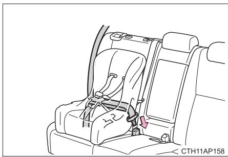 TOYOTA Auris 2 (2015-2018) - Face à la route—siège enfant - 2