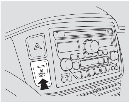Honda Pilot (2002-2006) - Déverrouillage du sélecteur - 3
