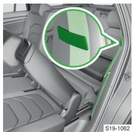 SKODA Kodiaq (2017-2021) - Position de rangement des ceintures de sécurité à l'arrête - 1