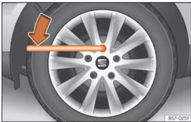 SEAT Ateca Phase 2 (2020) - Desserrage des boulons de roue - 1