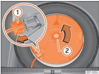 SEAT Ateca Phase 2 (2020) - Emplacement et utilisation de la roue de secours - 2