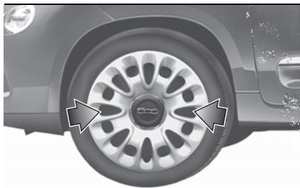 FIAT 500L (2017-2022) - PROCÉDURE DE REEMPLACEMENT DE LA ROUE - 3
