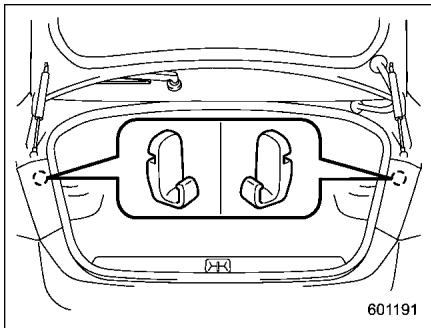 SUBARU Outback (2011) - Legacy - 1